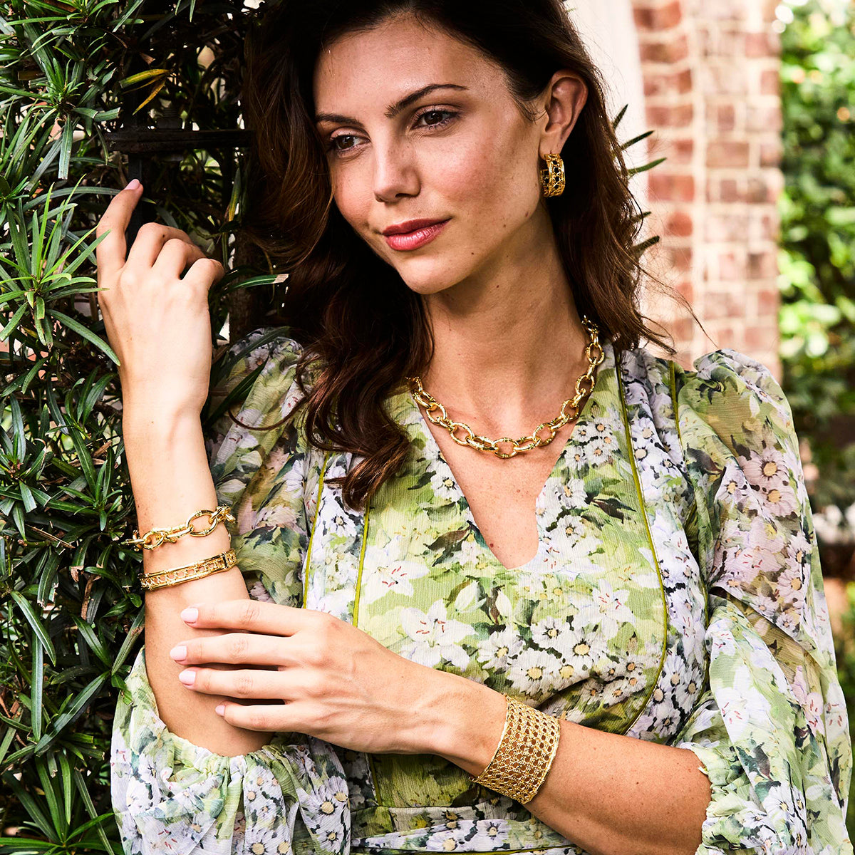 Veranda Caning Hinged Bangle, S/M - Gold – Capucine De Wulf