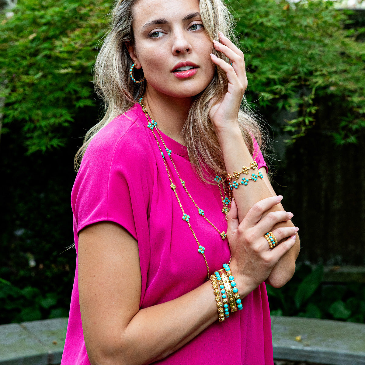 Berry Gem Hinged Bangle - Turquoise – Capucine De Wulf