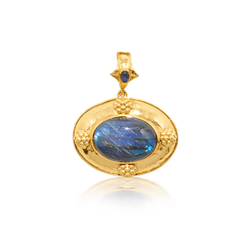 Blue labradorite Cleopatra pendant