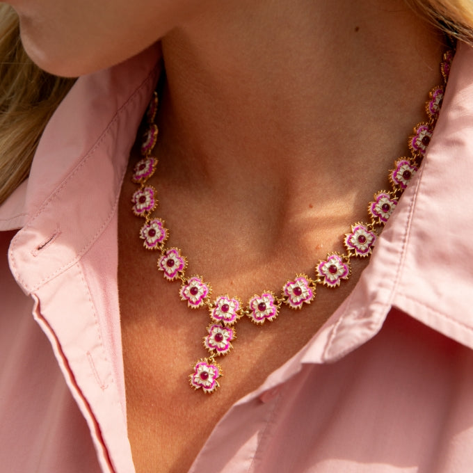 Dianthus Necklace