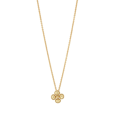 A dainty chain is embellished with a sweet, single berry clover trimmed with intricate details in gleaming gold. This light and airy necklace is lovely for layering, and brings a touch of elegance to elevate your everyday. You’ll adore wearing this go-to piece from day to night, work to weekend.