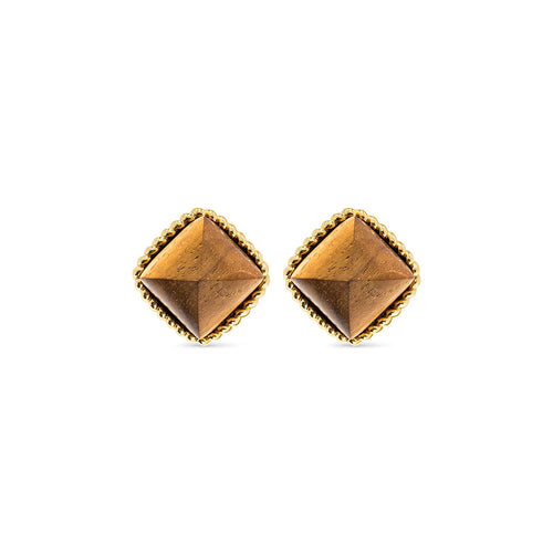 From our Earth Goddess collection, these clip earrings frame your face with glinting gold and hand carved Teak wood. As you catch your reflection while wearing these statement earrings, be reminded to drink in the fresh air and stay grounded.