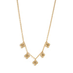 This dainty necklace chain is interspersed with golden clovers featuring intricate detailing for an effect that’s stunning yet subtle. A beautiful token of everlasting luck wherever you may roam.