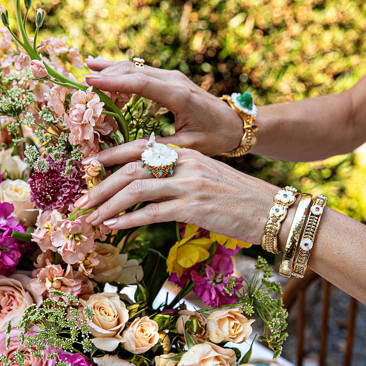 Villandry Fleur Vine Hinged Bangle, S-M - Multi – Capucine De Wulf
