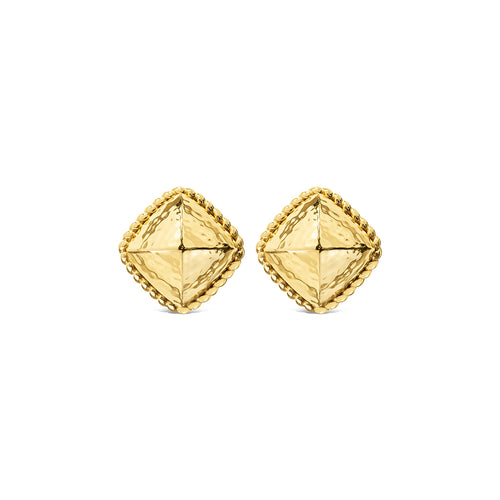 From our Earth Goddess collection, these clip earrings frame your face with glinting gold. As you catch your reflection while wearing these statement earrings, be reminded to drink in the fresh air and stay grounded.