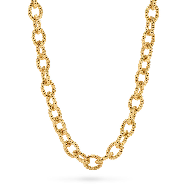 This small rope link necklace carries a regal essence and looks just as gorgeous with a pair of jeans as it does with a cocktail dress. To complete your set, the Victoria Small Chain Bracelet matches exactly, and you can even link the necklace and bracelet together to create a long statement necklace.